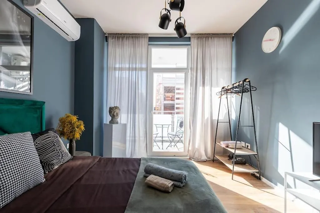 Boras Apartment Studio Near Artificial Lake Tirana Albania